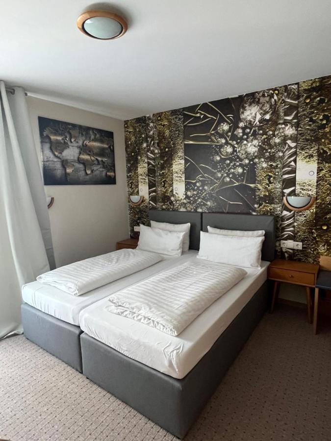 Hotel Aggertal Гуммерсбах Экстерьер фото