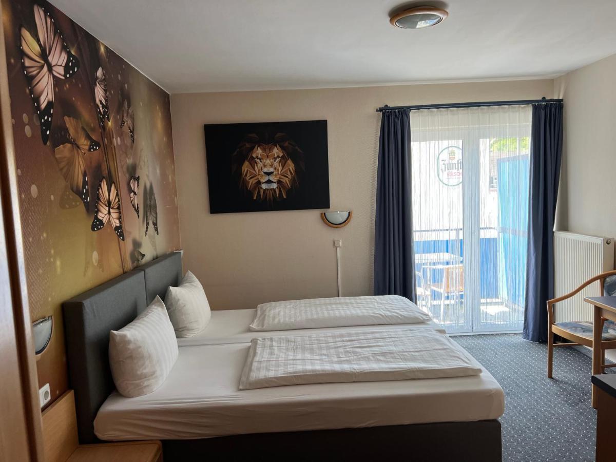 Hotel Aggertal Гуммерсбах Экстерьер фото